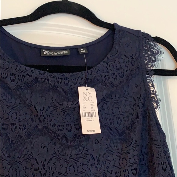 Blue lace front tank - Picture 4 of 4